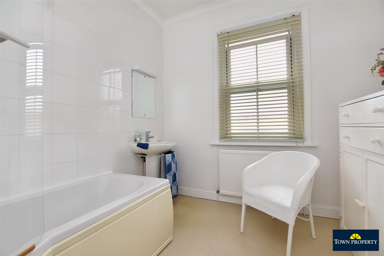 Property Details for Green Street Eastbourne East Sussex BN21 1RN